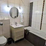 Freeparking - Great Synagogue Apartment, 2 Bedroom, 5 People ,wifi, Ac * Budapest