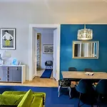 Freeparking - Great Synagogue Apartment, 2 Bedroom, 5 People ,wifi, Ac
