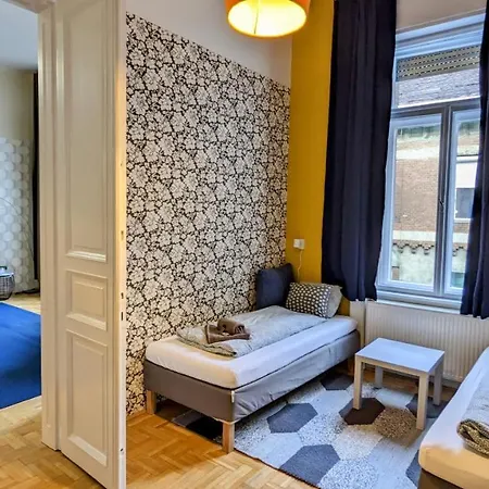 Freeparking - Great Synagogue Apartment, 2 Bedroom, 5 People ,wifi, Ac Apartment Budapest