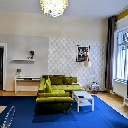 Freeparking - Great Synagogue Apartment, 2 Bedroom, 5 People ,wifi, Ac Daire Budapeşte