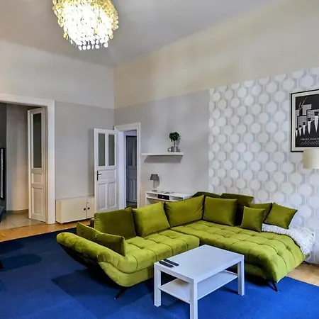 Apartmán Freeparking - Great Synagogue Apartment, 2 Bedroom, 5 People ,wifi, Ac