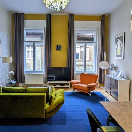 Apartmán Freeparking - Great Synagogue Apartment, 2 Bedroom, 5 People ,wifi, Ac *