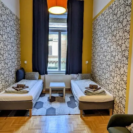 Daire Freeparking - Great Synagogue Apartment, 2 Bedroom, 5 People ,wifi, Ac