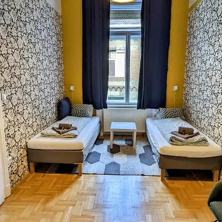 Apartmán Freeparking - Great Synagogue Apartment, 2 Bedroom, 5 People ,wifi, Ac