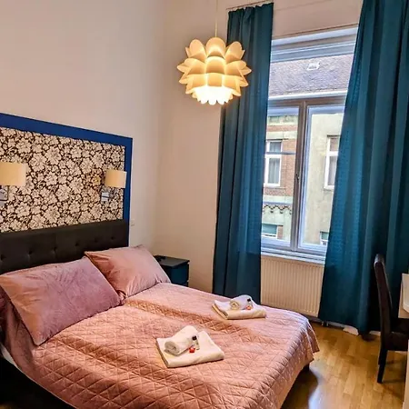 Apartmán Freeparking - Great Synagogue Apartment, 2 Bedroom, 5 People ,wifi, Ac